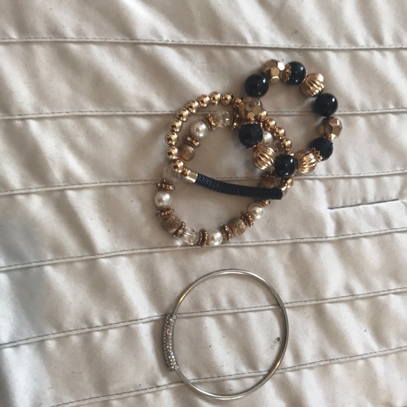 Bracelet - Picture 2 of 4